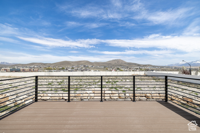 Photo 46 for MLS #2078218 at 2899 E Lake Dr