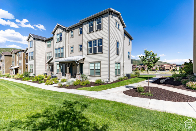 Photo 44 for MLS #2078272 at 1052 W Cattail Ct #E1