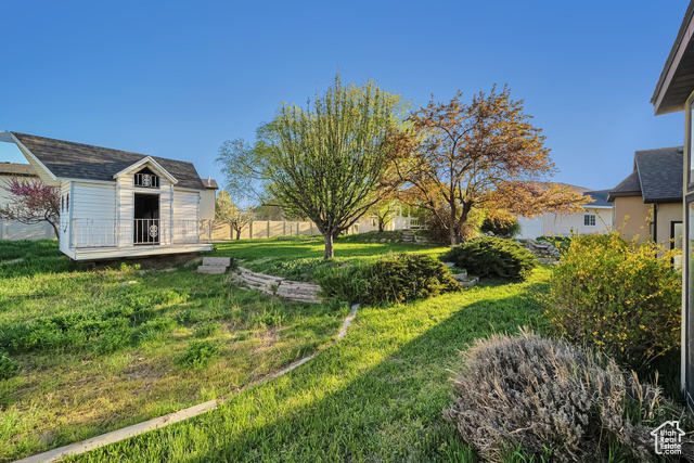 Photo 28 for MLS #2078281 at 1481 W Midas Creek Dr