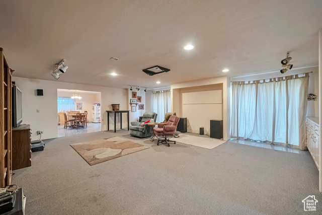 Photo 20 for MLS #2078281 at 1481 W Midas Creek Dr
