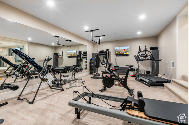 Photo 5 for MLS #2078292 at 3788 E Huntley Way