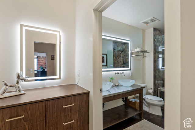 Photo 19 for MLS #2078415 at 328 W 200 South #505