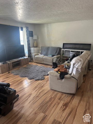 Photo 3 for MLS #2078445 at 5552 S South Hew Wood Dr