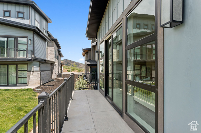 Photo 4 for MLS #2078451 at 1915 W Mochila Cir #17