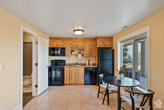 Photo 81 for MLS #2078476 at 943 N Terrace Dr