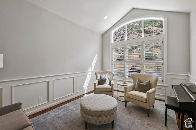 Photo 68 for MLS #2078476 at 943 N Terrace Dr