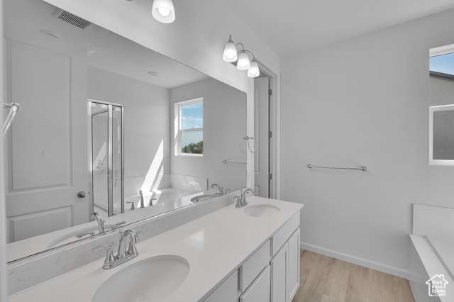 Photo 5 for MLS #2078517 at 2003 E Burger St #1242