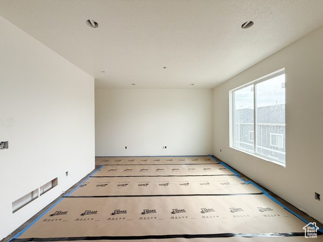 Photo 3 for MLS #2078536 at 999 W Mountain Hollow Way #314