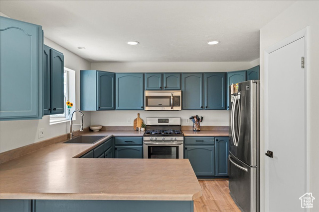 Photo 15 for MLS #2078547 at 1501 W Bluemont Dr