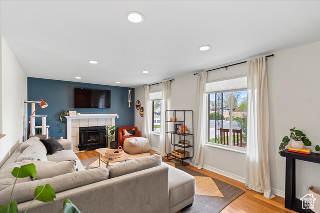 Photo 9 for MLS #2078547 at 1501 W Bluemont Dr