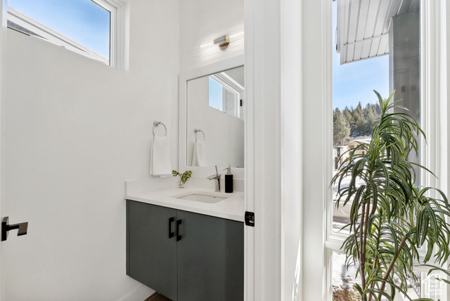 Photo 13 for MLS #2078635 at 4110 W Sierra Dr