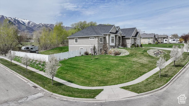 Photo 17 for MLS #2078641 at 535 N Pheasant Hollow Ln