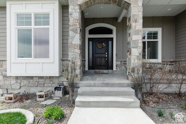 Photo 24 for MLS #2078641 at 535 N Pheasant Hollow Ln