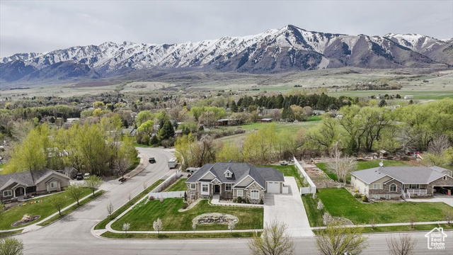 Photo 7 for MLS #2078641 at 535 N Pheasant Hollow Ln