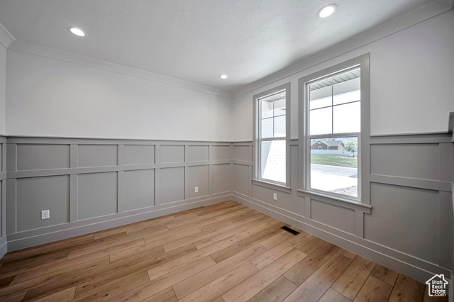 Photo 17 for MLS #2078677 at 1910 W Bonneville Ln