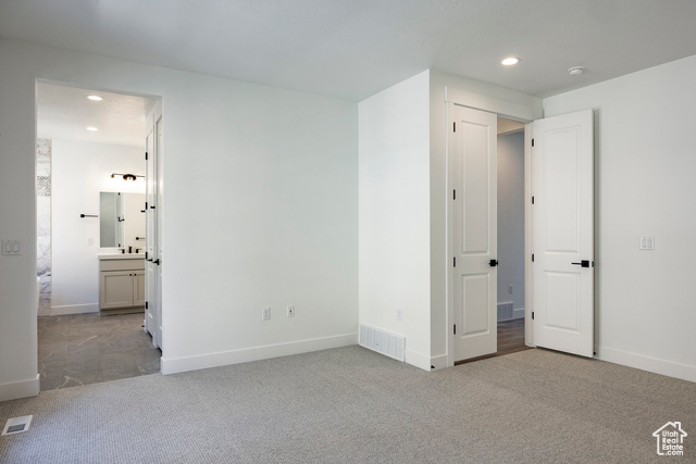 Photo 30 for MLS #2078678 at 6002 N Fairview Dr #226