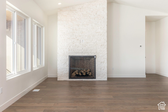 Photo 17 for MLS #2078690 at 496 E Kayak Dr #306