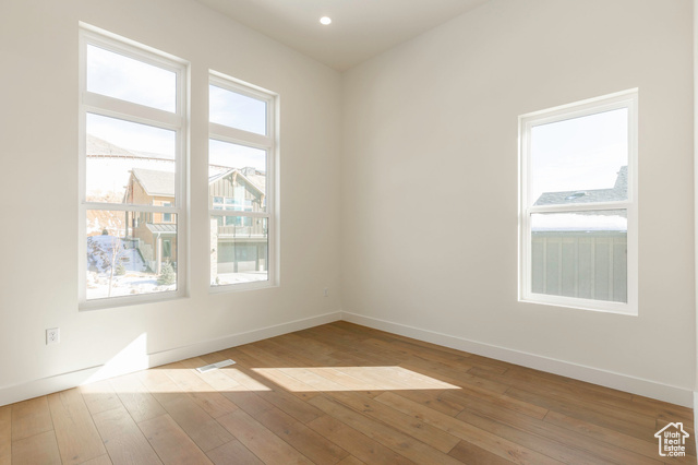 Photo 13 for MLS #2078690 at 496 E Kayak Dr #306