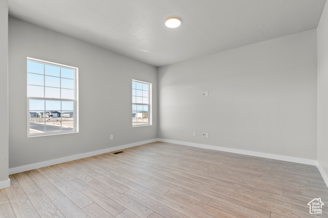 Photo 9 for MLS #2078735 at 6622 W Spring Snow Ln