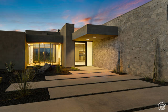 Photo 10 for MLS #2078762 at 2643 W Mesa Trails Way