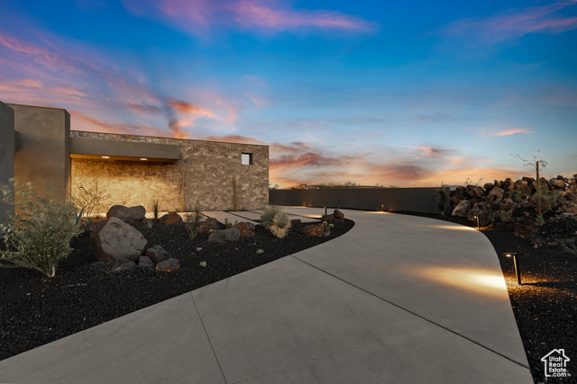 Photo 9 for MLS #2078762 at 2643 W Mesa Trails Way