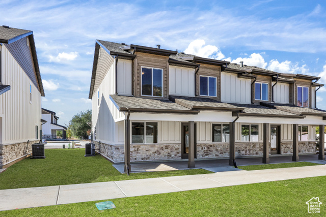 Photo 24 for MLS #2078763 at 388 N Liberty Cove Dr