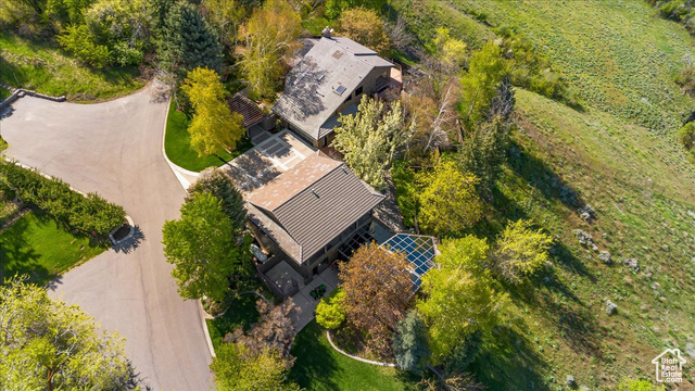 Photo 32 for MLS #2078772 at 760 Maple Ln