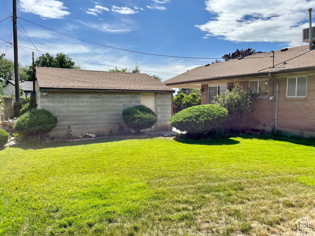 Photo 22 for MLS #2078775 at 394 E Bridlewood Dr