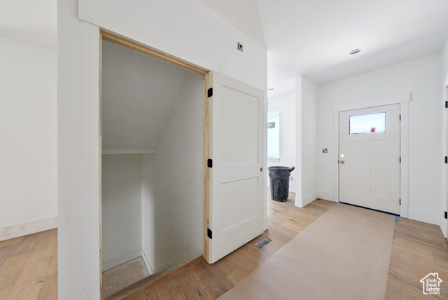Photo 29 for MLS #2078797 at 1121 Fieldstone Ct