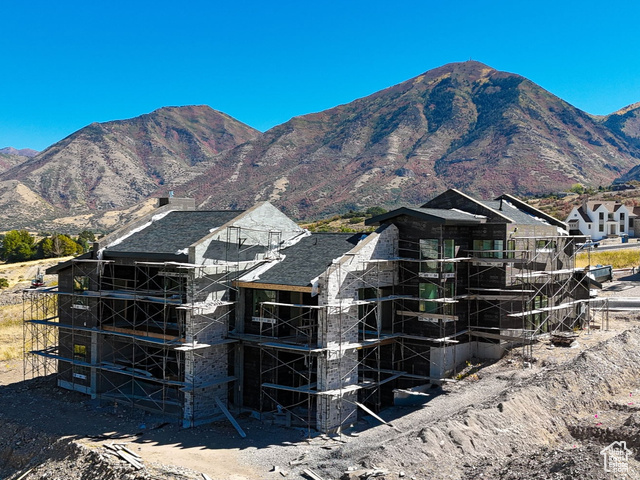 863 N EMERY LN, Elk Ridge UT 84651