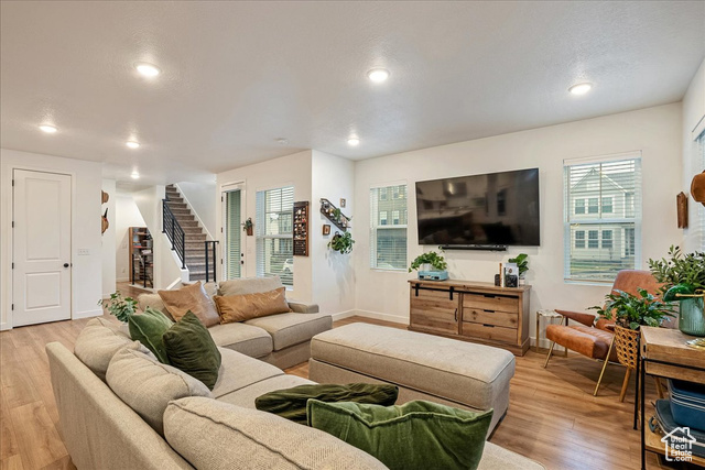 Photo 9 for MLS #2078838 at 6706 W Skip Rock Rd