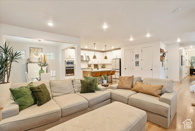 Photo 15 for MLS #2078838 at 6706 W Skip Rock Rd