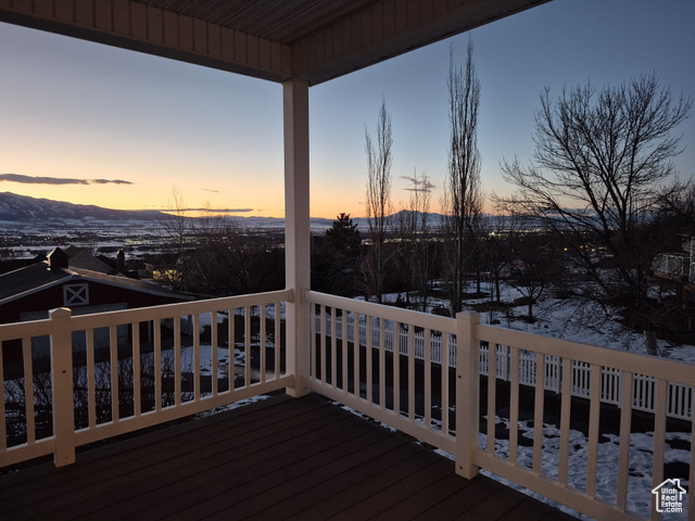 Photo 7 for MLS #2078893 at 1075 Grandview Dr