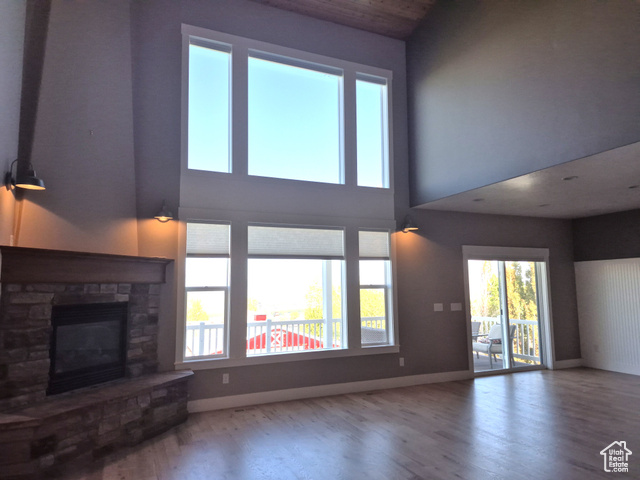 Photo 42 for MLS #2078893 at 1075 Grandview Dr