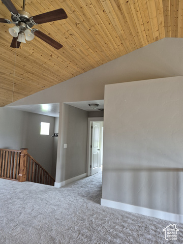 Photo 46 for MLS #2078893 at 1075 Grandview Dr