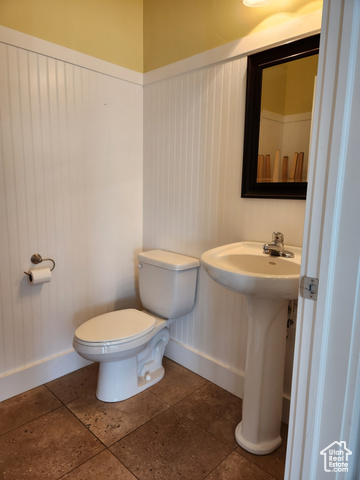 Photo 29 for MLS #2078893 at 1075 Grandview Dr