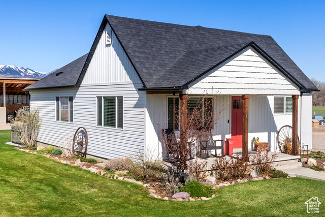 Photo 2 for MLS #2078950 at 975 N 1400 West