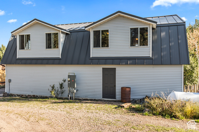 Photo 7 for MLS #2078979 at 3043 W Quakie Haven Rd