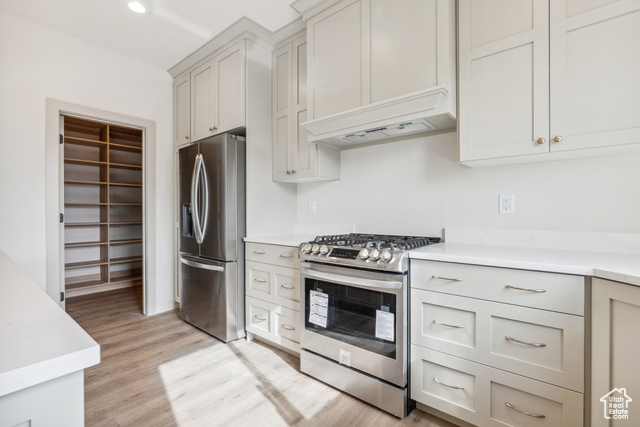 Photo 9 for MLS #2079009 at 178 N Husker Ln #2