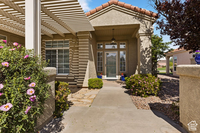 Photo 2 for MLS #2079094 at 890 N Sky Mountain Ct