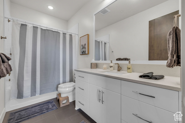 Photo 23 for MLS #2079112 at 1622 E Abajo Peak Cir #TV-23