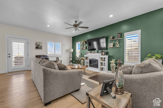 Photo 3 for MLS #2079144 at 7158 N Silver Spring Way