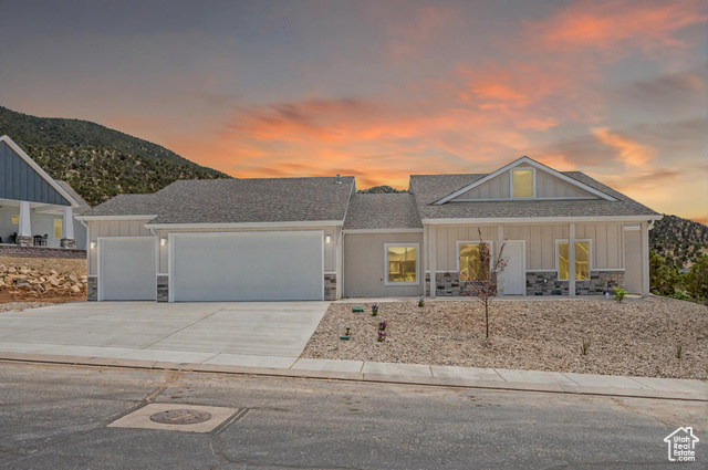 Photo 2 for MLS #2079172 at 1152 E Smokey Trail Way