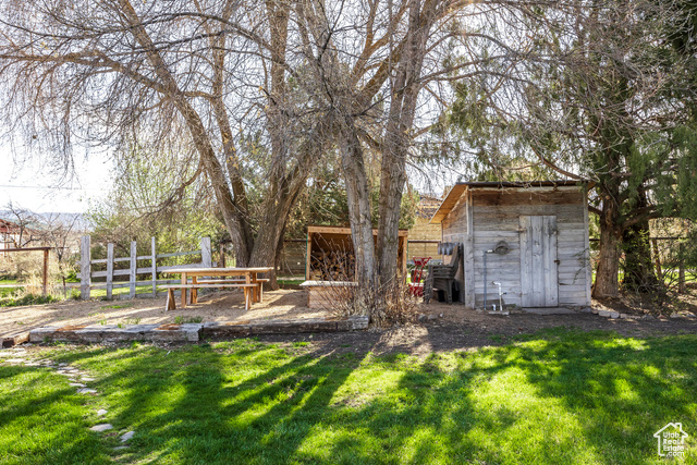 Photo 41 for MLS #2079249 at 3893 E Center Creek Rd