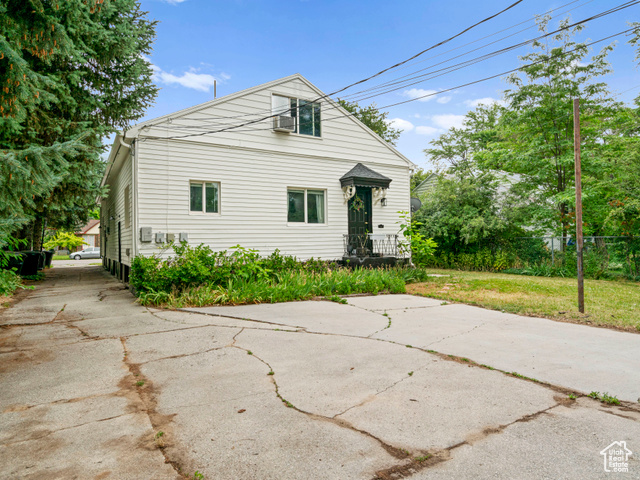 Photo 43 for MLS #2079359 at 168 S 300 East