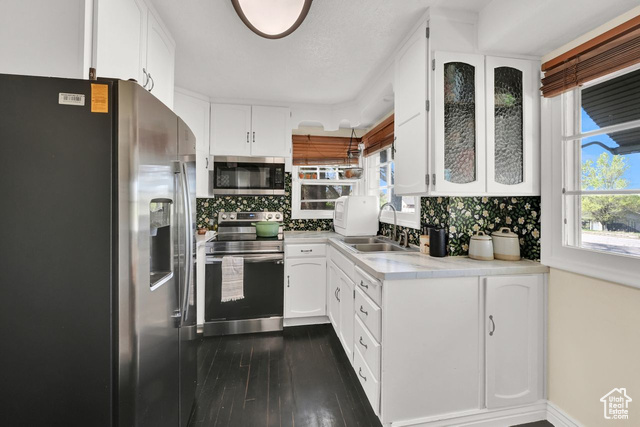 Photo 6 for MLS #2079507 at 2226 Harrison Blvd