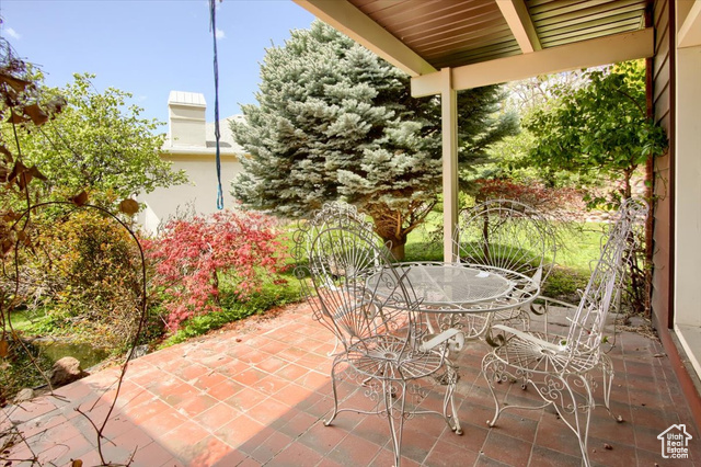 Photo 28 for MLS #2079561 at 3520 Kingston Cir