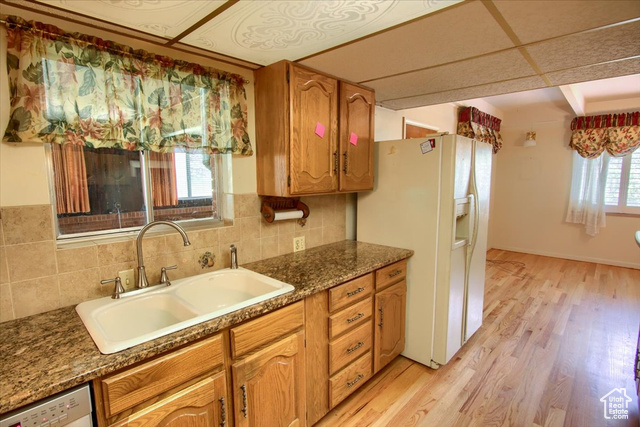 Photo 9 for MLS #2079561 at 3520 Kingston Cir