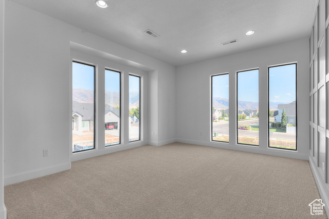 Photo 25 for MLS #2079590 at 34 S Preston St