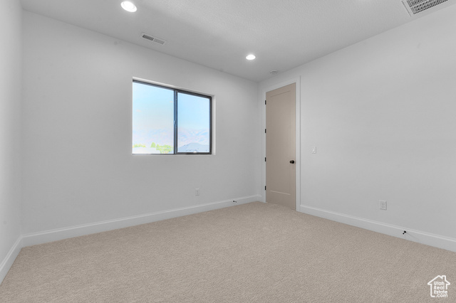 Photo 26 for MLS #2079590 at 34 S Preston St